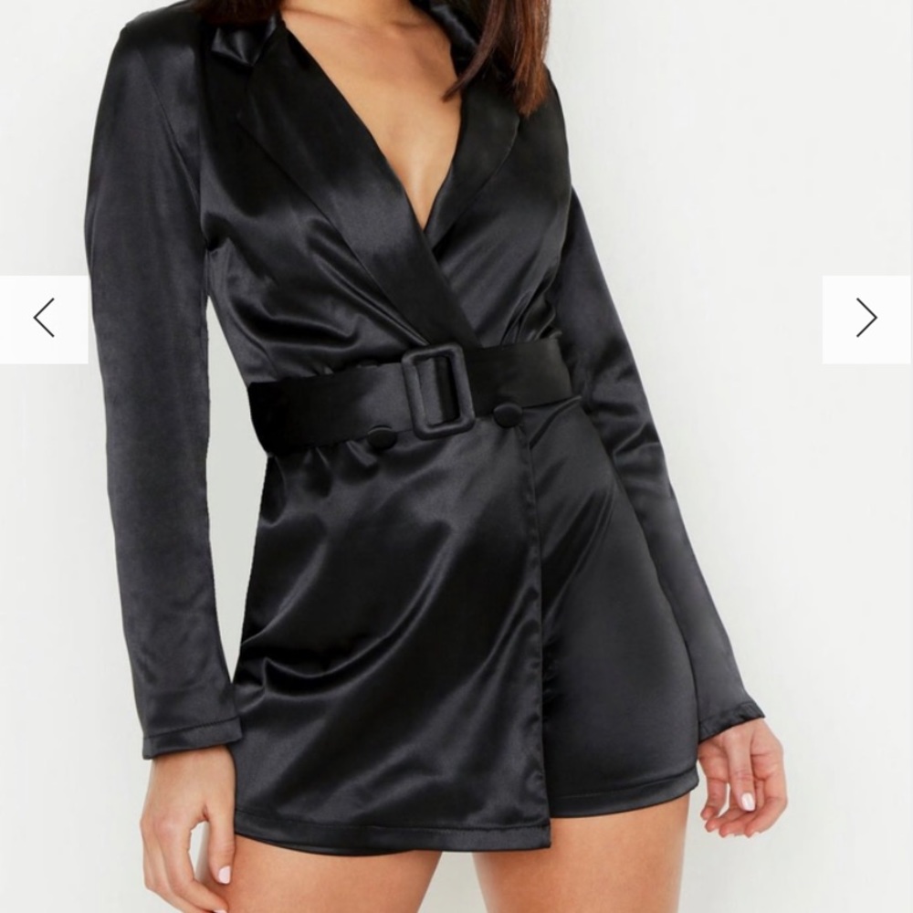 BOOHOO BLACK SATIN SELF BELTED LONG SLEEVE BLAZER ROMPER US SZ 6